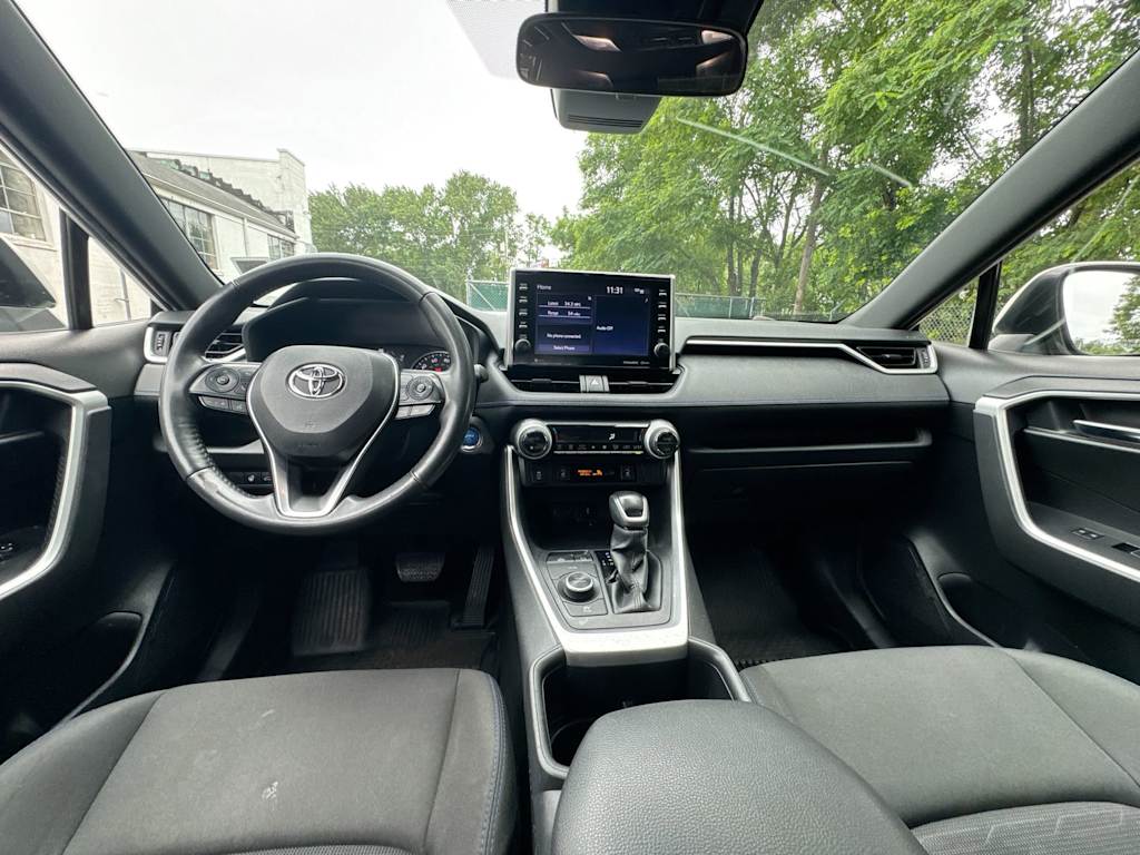 Thumbnail: 2022 Toyota RAV4 - 11