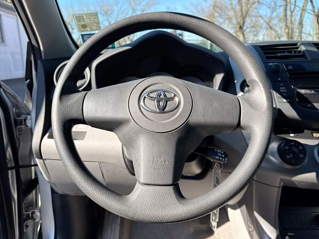 2007 Toyota RAV4 Base 11