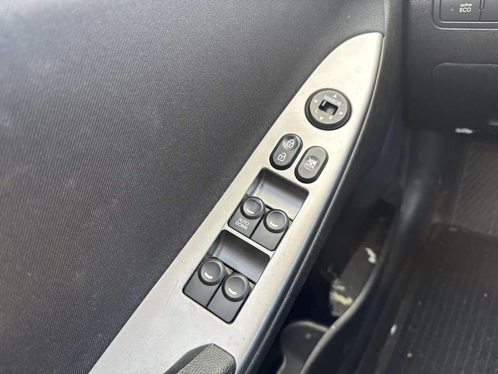 Thumbnail: 2017 Hyundai Accent - 22