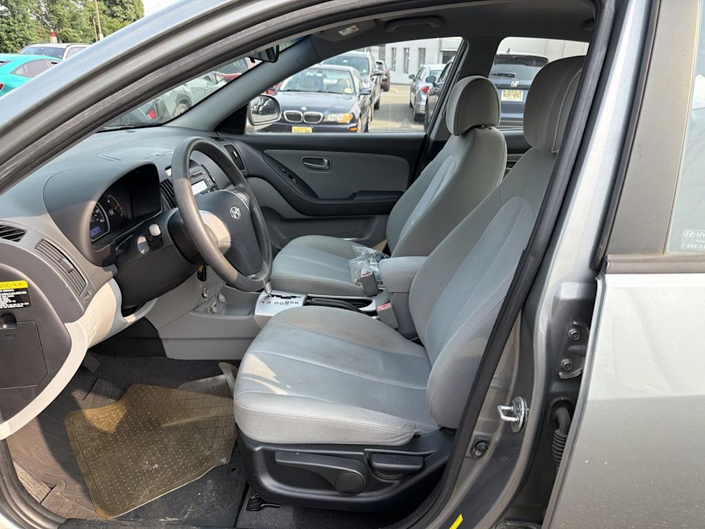 Thumbnail: 2009 Hyundai Elantra - 8