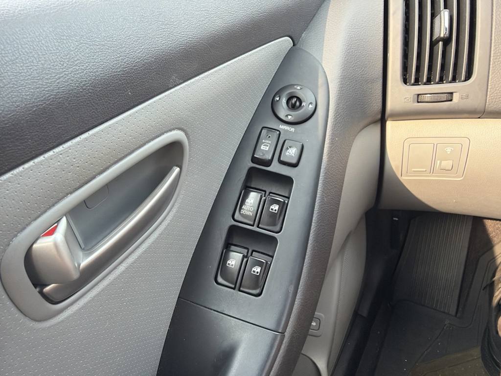 Thumbnail: 2009 Hyundai Elantra - 20