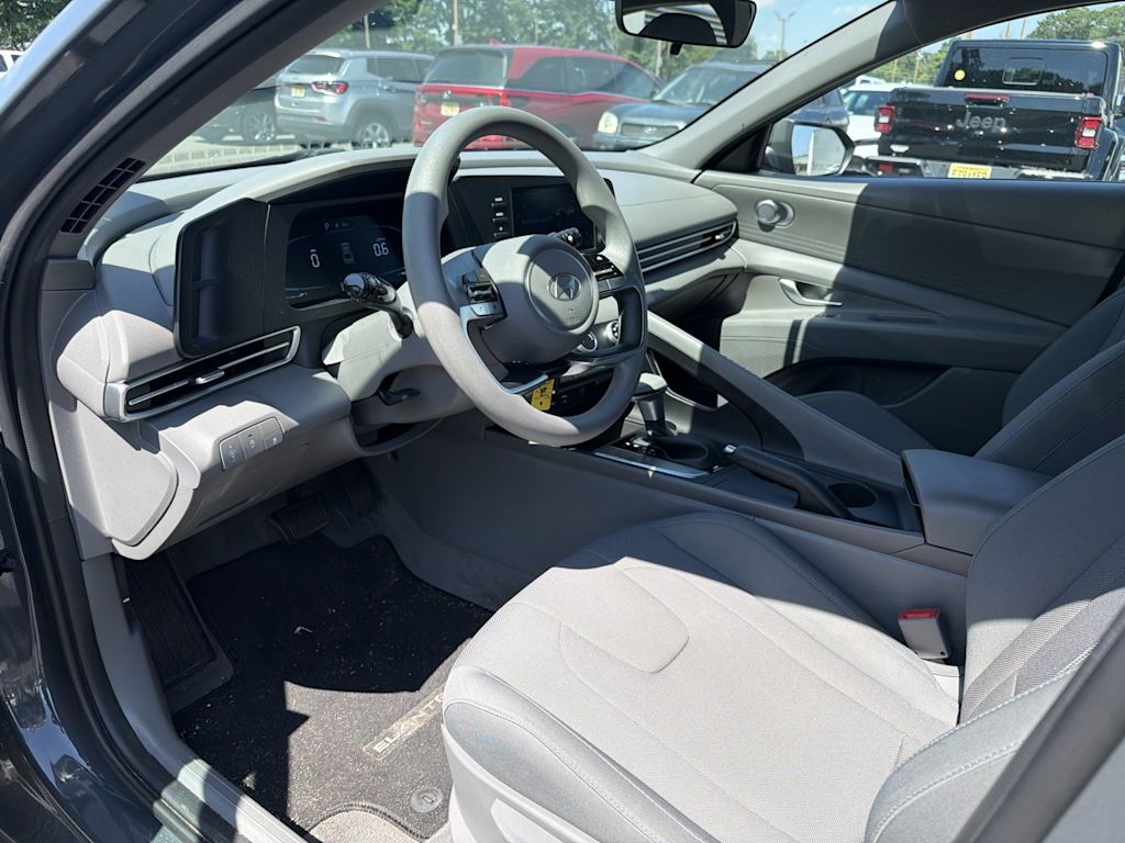 Thumbnail: 2024 Hyundai Elantra - 2
