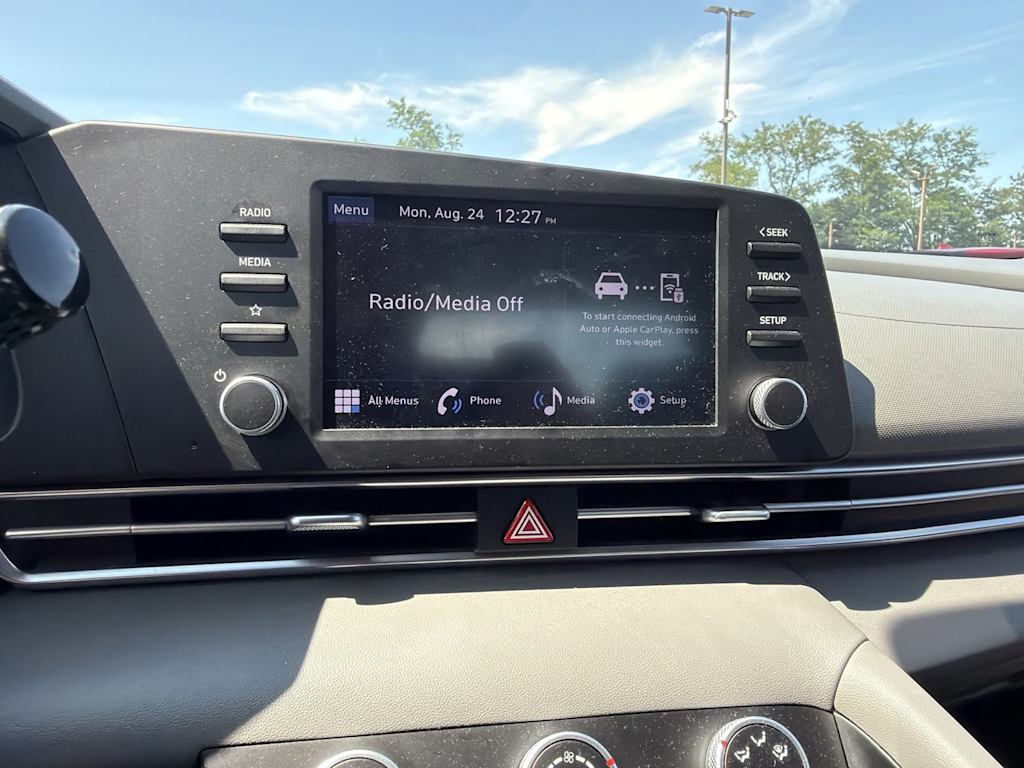 Thumbnail: 2024 Hyundai Elantra - 11