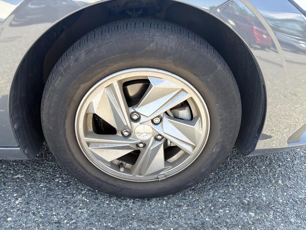 Thumbnail: 2024 Hyundai Elantra - 22