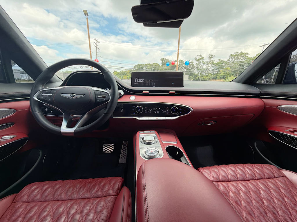 Thumbnail: 2023 Genesis GV70 - 12