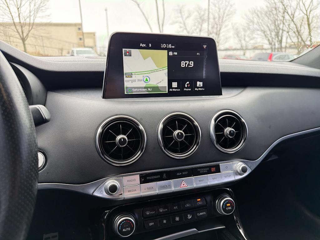 Thumbnail: 2018 Kia Stinger - 13