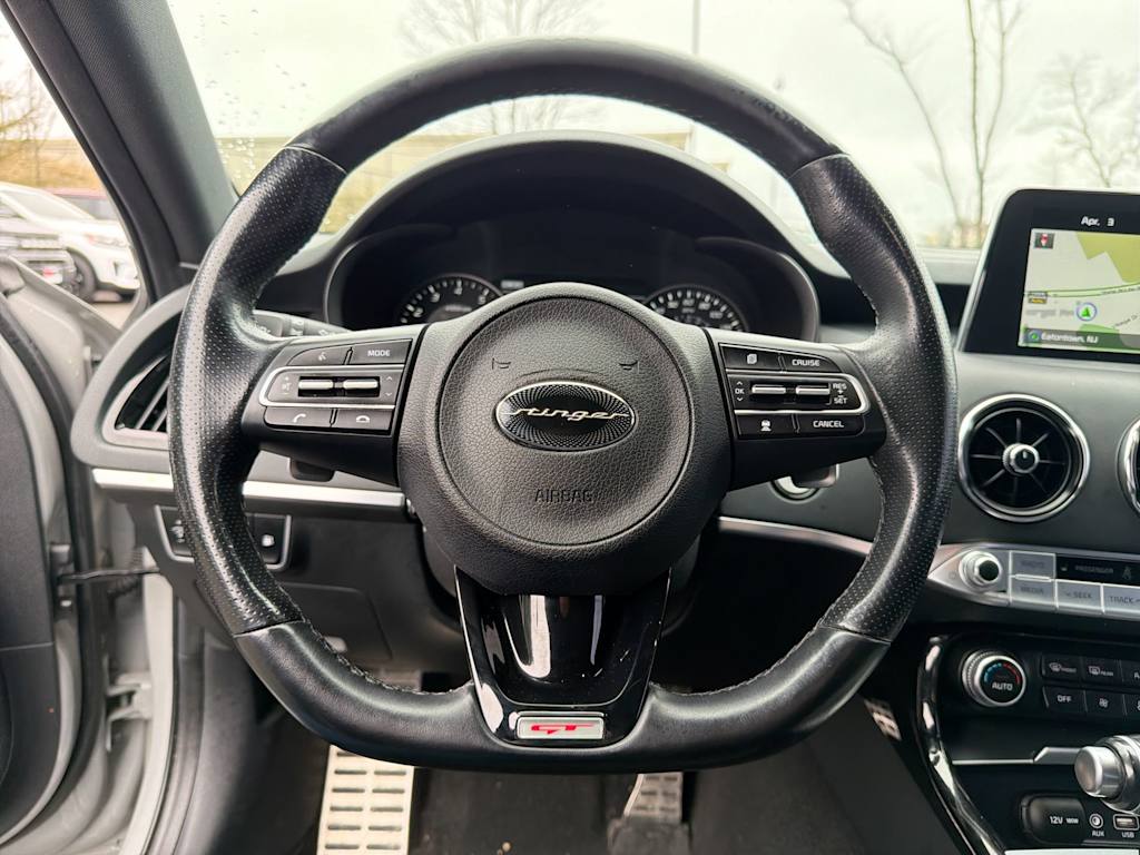 Thumbnail: 2018 Kia Stinger - 12