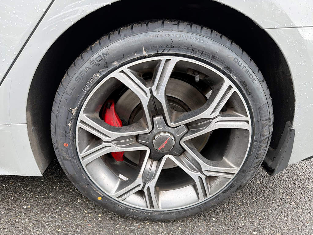 Thumbnail: 2018 Kia Stinger - 6