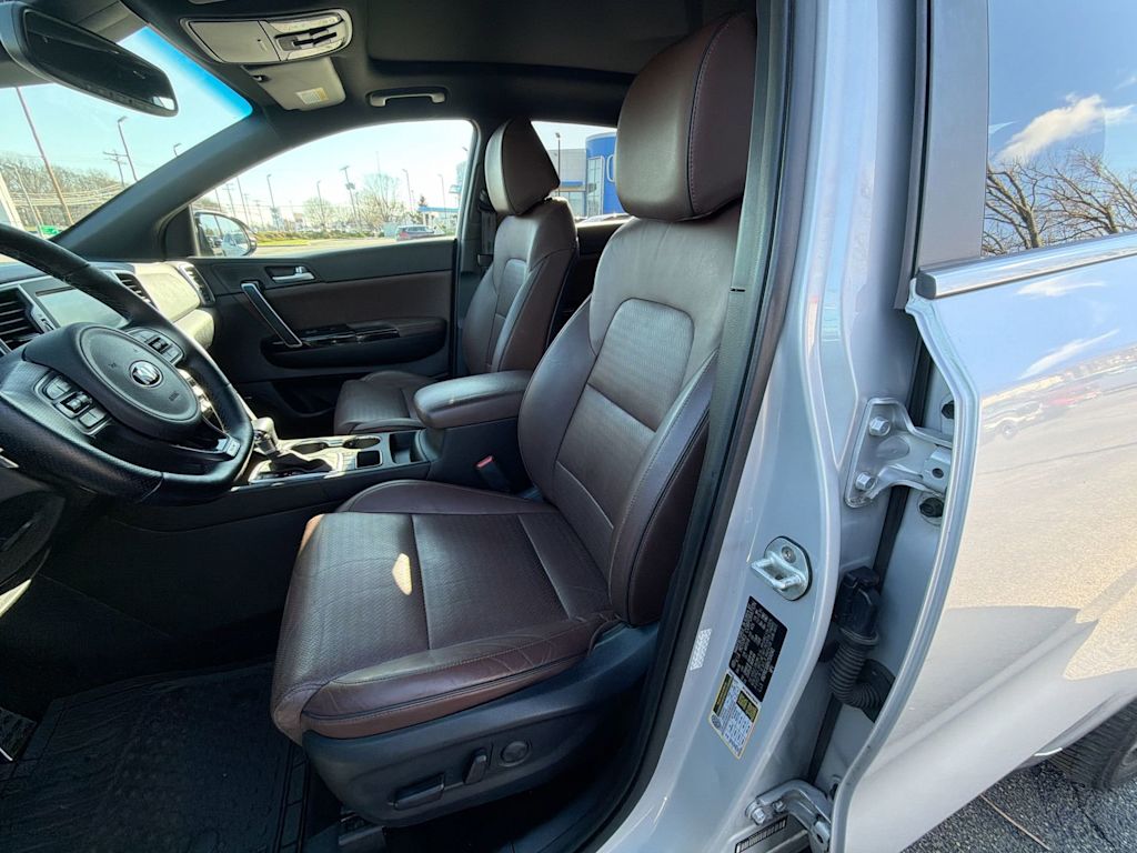 Thumbnail: 2017 Kia Sportage - 28