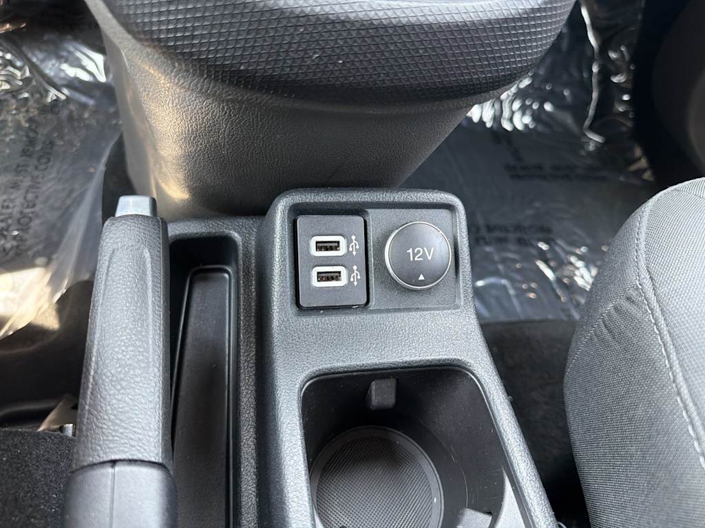 Thumbnail: 2019 Ford Transit Series - 21