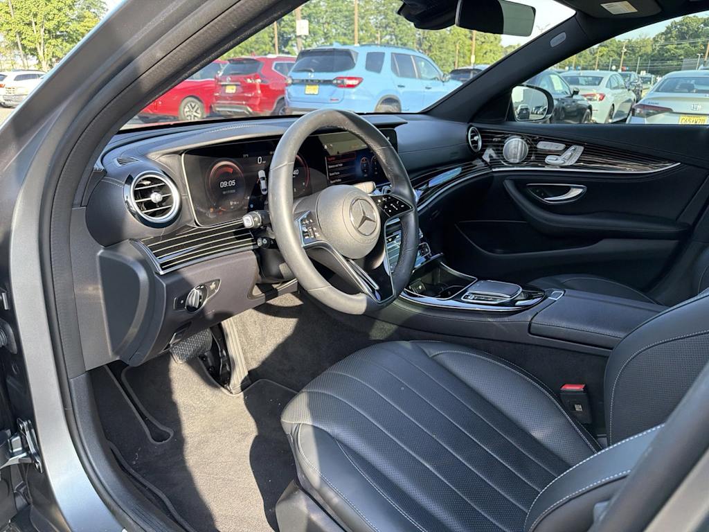 Thumbnail: 2023 Mercedes-Benz E-Class - 2