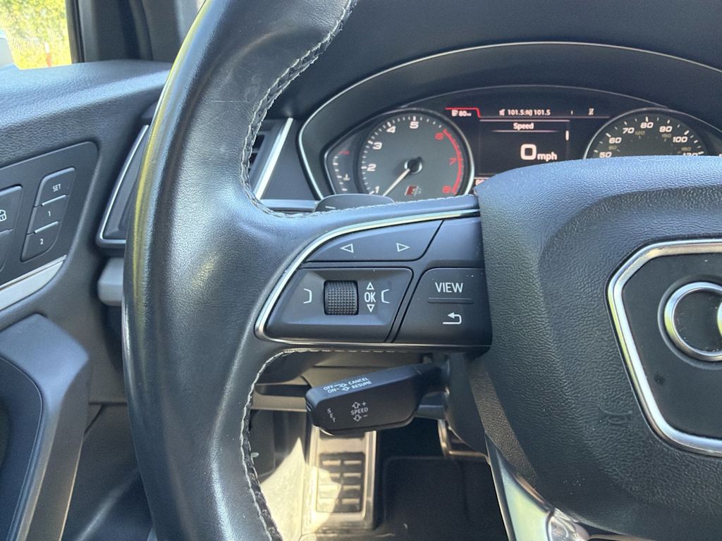Thumbnail: 2020 Audi SQ5 - 19