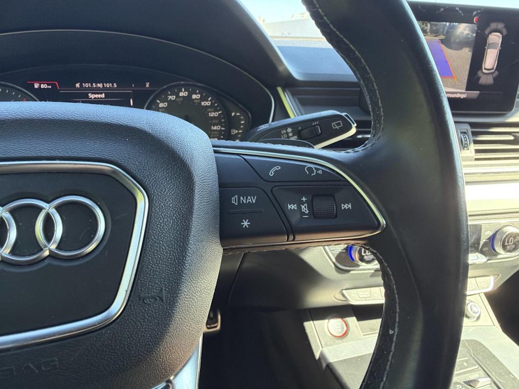 Thumbnail: 2020 Audi SQ5 - 20