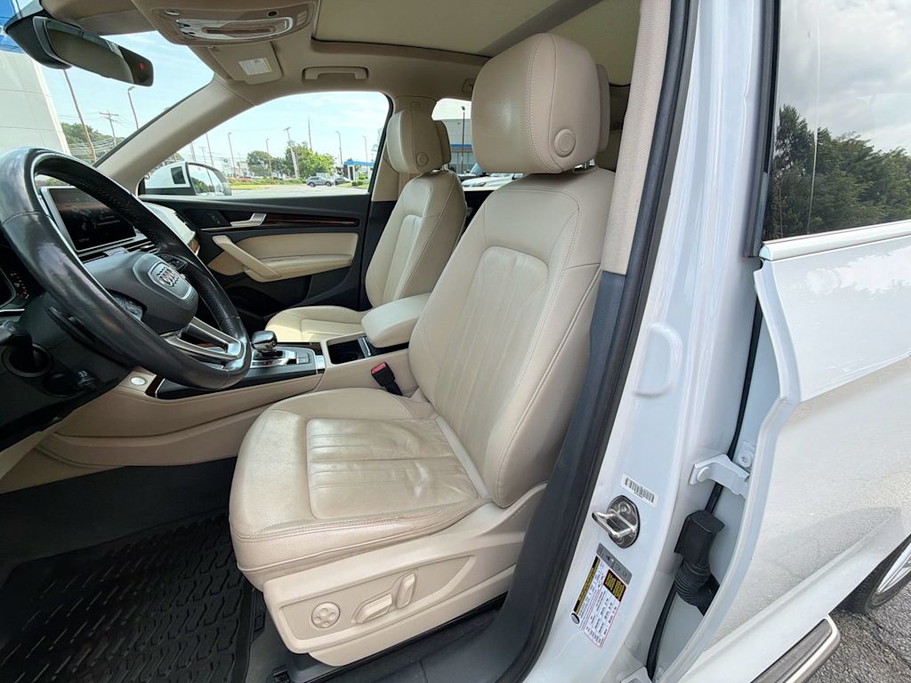 Thumbnail: 2019 Audi Q5 - 28