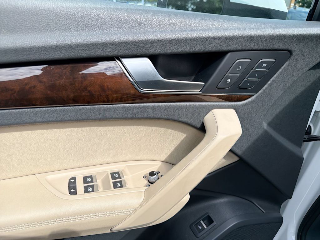 Thumbnail: 2019 Audi Q5 - 29