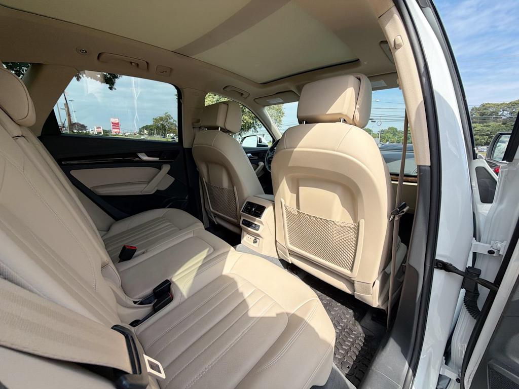 Thumbnail: 2019 Audi Q5 - 26