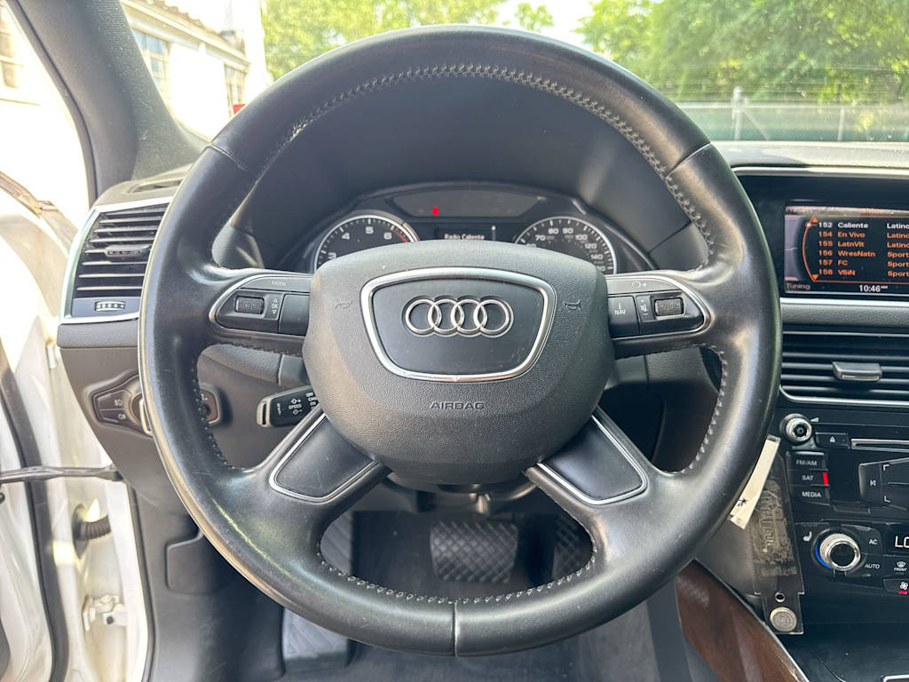 Thumbnail: 2014 Audi Q5 - 14