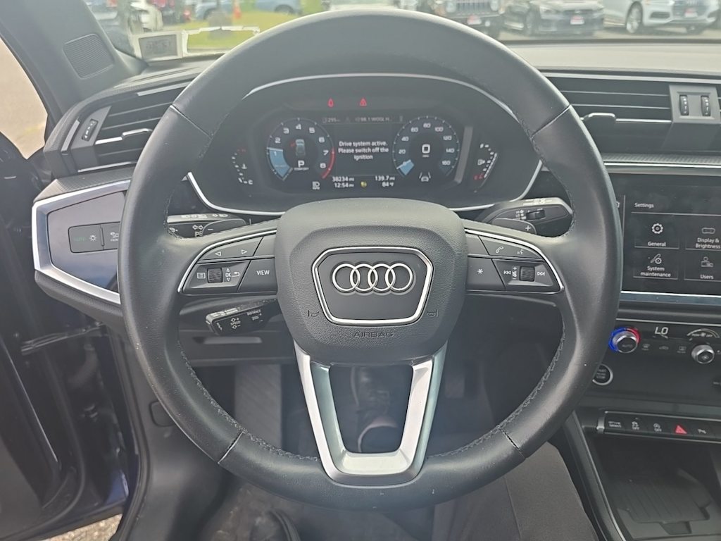 Thumbnail: 2024 Audi Q3 - 2