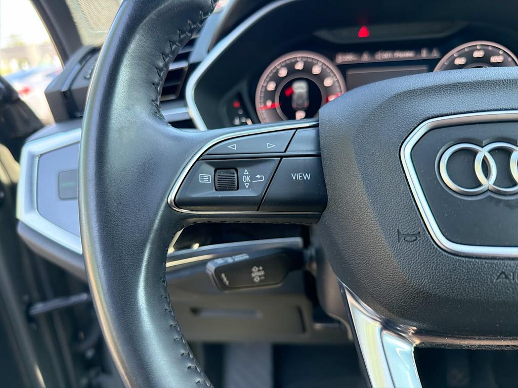 Thumbnail: 2020 Audi Q3 - 31