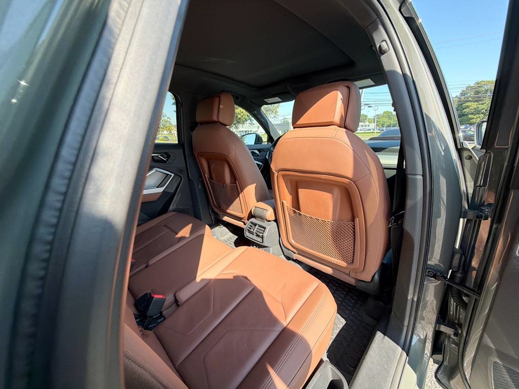 Thumbnail: 2020 Audi Q3 - 26