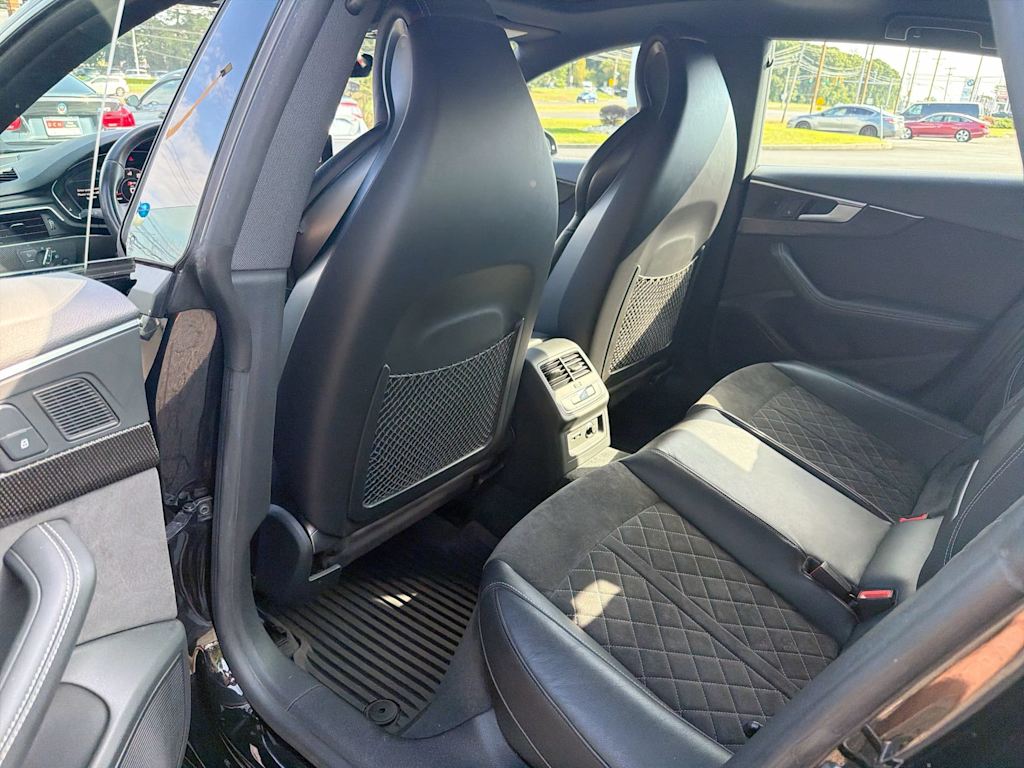 Thumbnail: 2019 Audi S5 - 11
