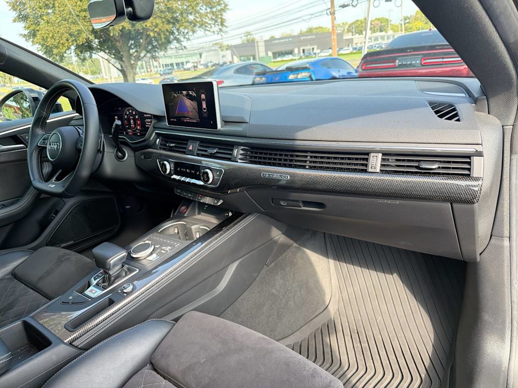 Thumbnail: 2019 Audi S5 - 8