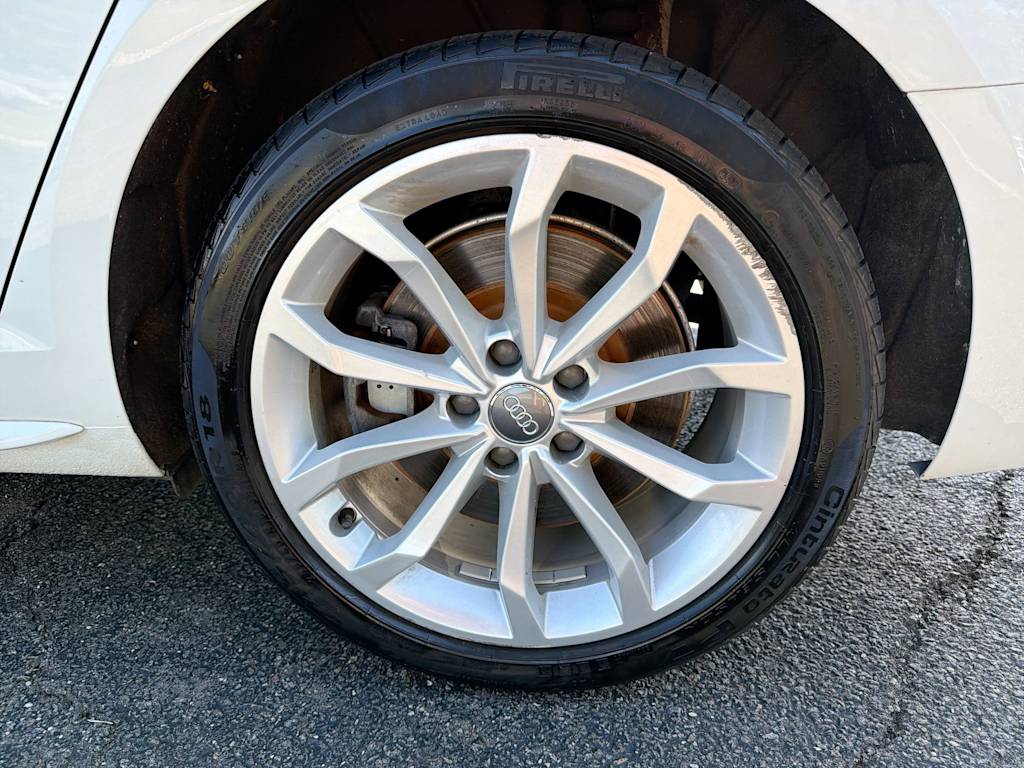 Thumbnail: 2019 Audi A4 - 8