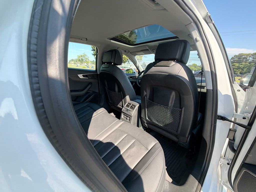 Thumbnail: 2019 Audi A4 - 11