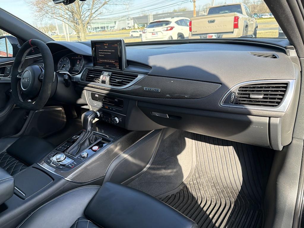 Thumbnail: 2016 Audi S6 - 9