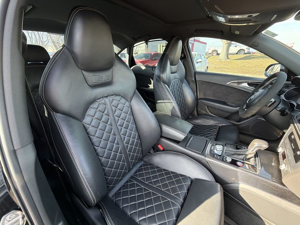 Thumbnail: 2016 Audi S6 - 25