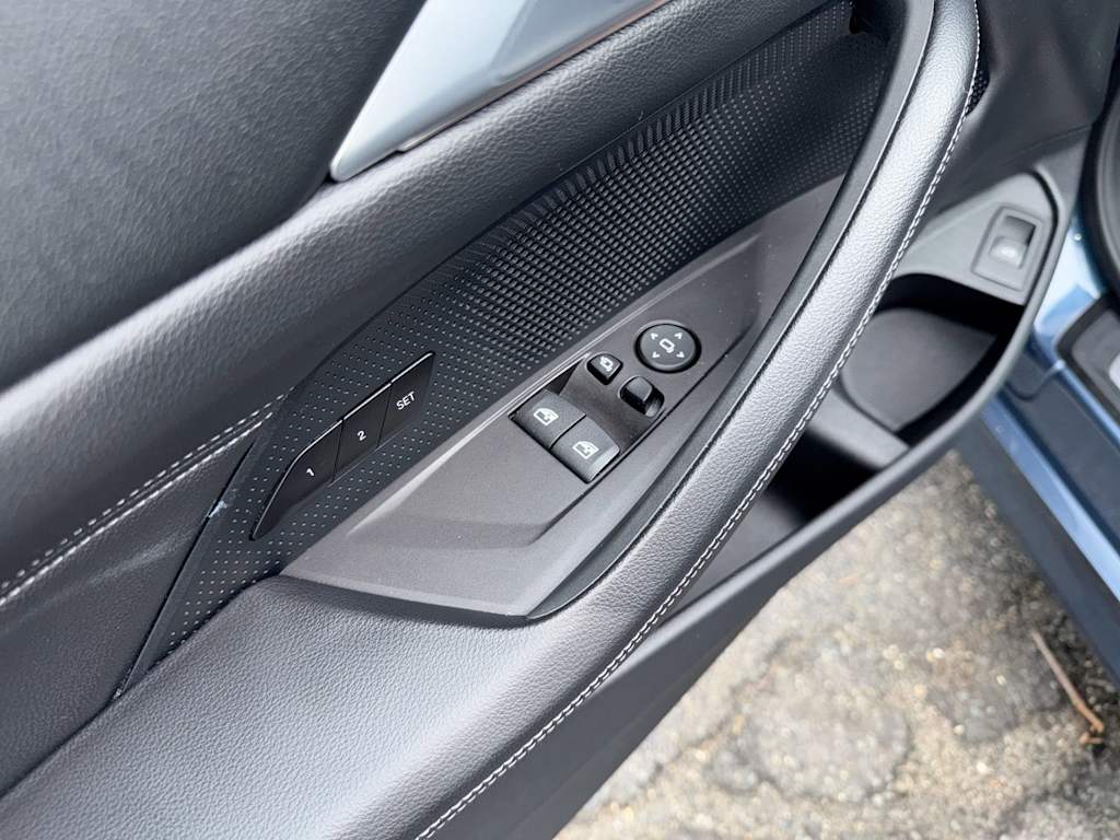 Thumbnail: 2022 BMW 4 Series - 26
