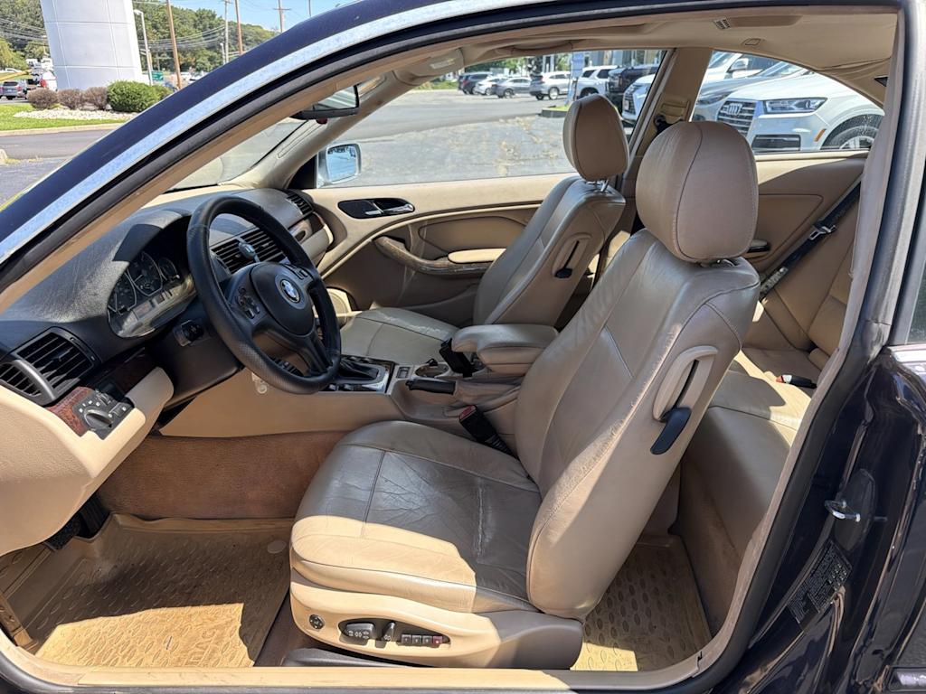 Thumbnail: 2004 BMW 3 Series - 9