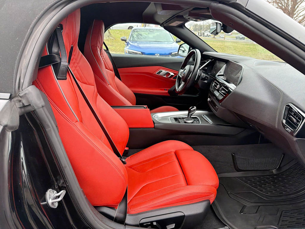 Thumbnail: 2022 BMW Z4 - 10