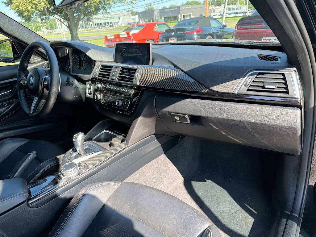 Thumbnail: 2016 BMW M3 - 9