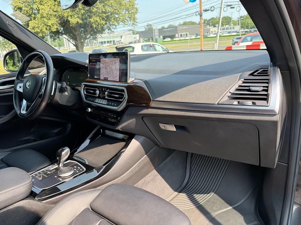 Thumbnail: 2022 BMW X3 - 9