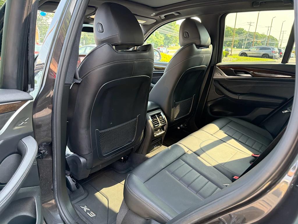 Thumbnail: 2022 BMW X3 - 12