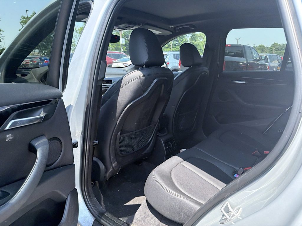 Thumbnail: 2018 BMW X1 - 10