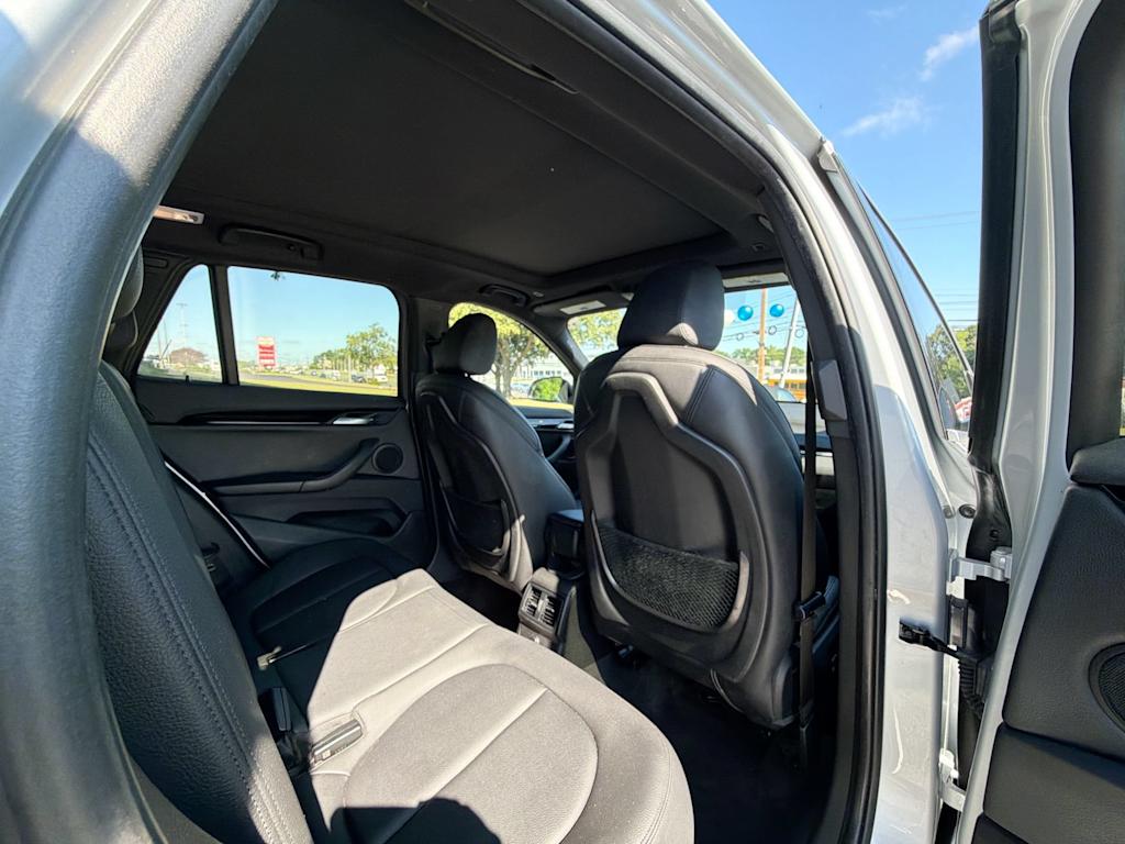 Thumbnail: 2018 BMW X1 - 26
