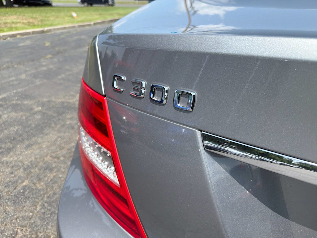 Thumbnail: 2014 Mercedes-Benz C-Class - 26