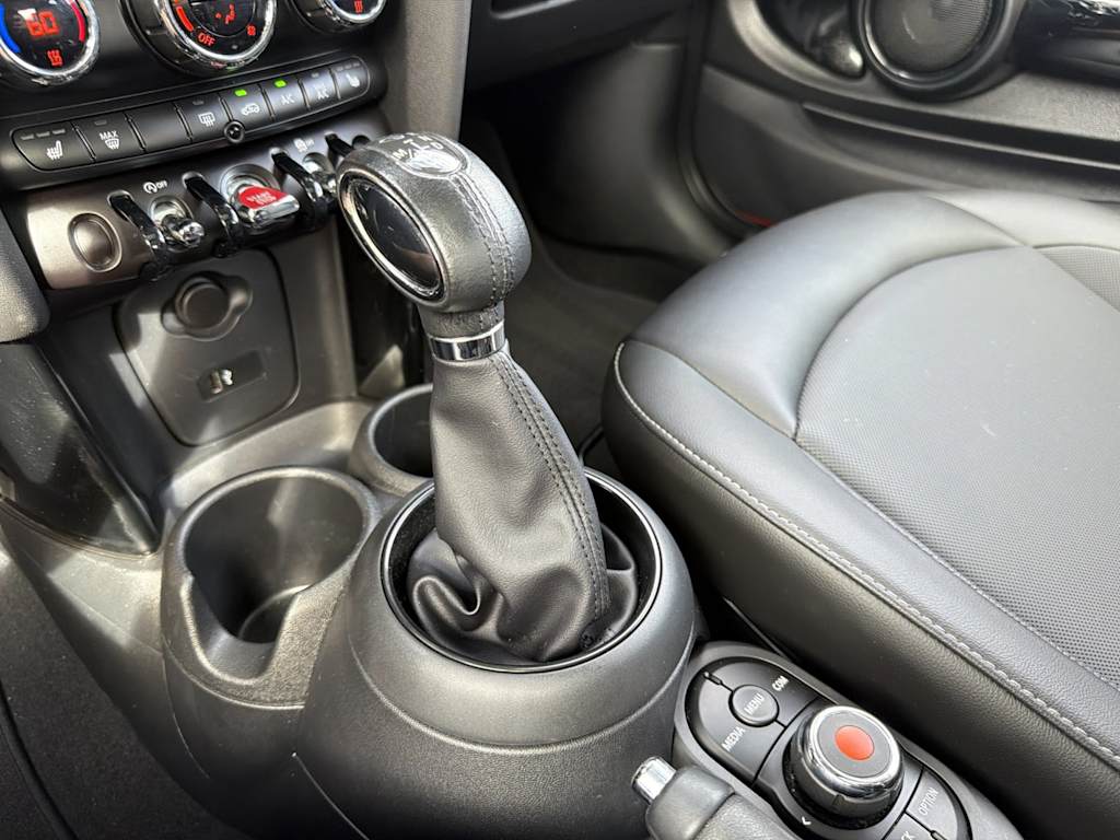 Thumbnail: 2019 MINI Cooper - 12