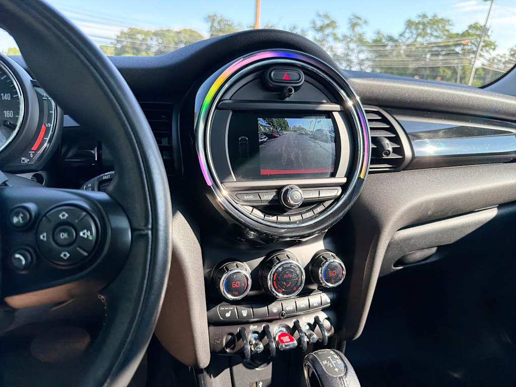 Thumbnail: 2019 MINI Cooper - 29