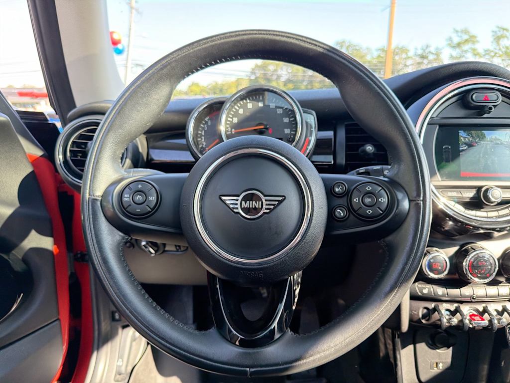 Thumbnail: 2019 MINI Cooper - 12