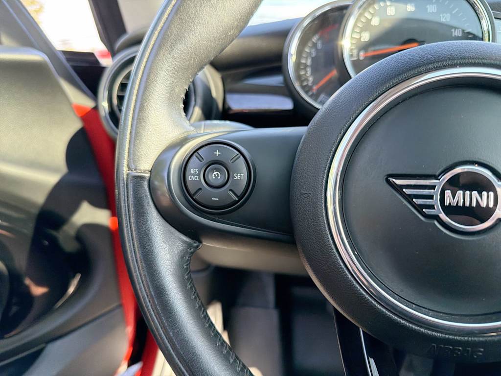 Thumbnail: 2019 MINI Cooper - 27
