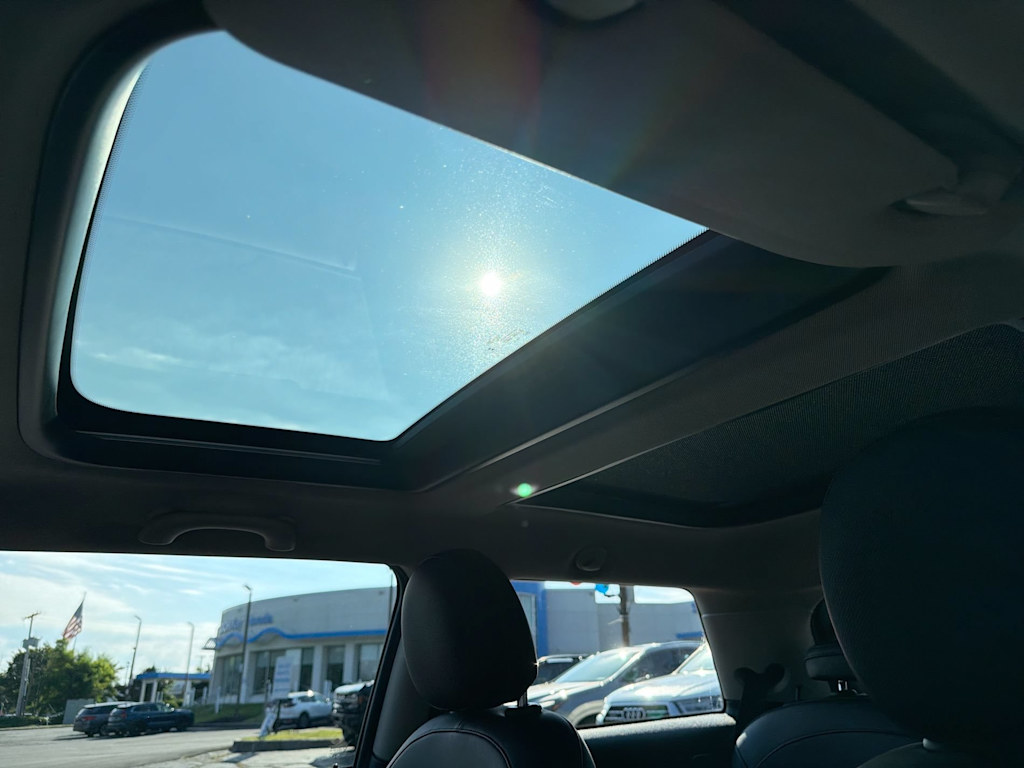 Thumbnail: 2019 MINI Cooper - 26
