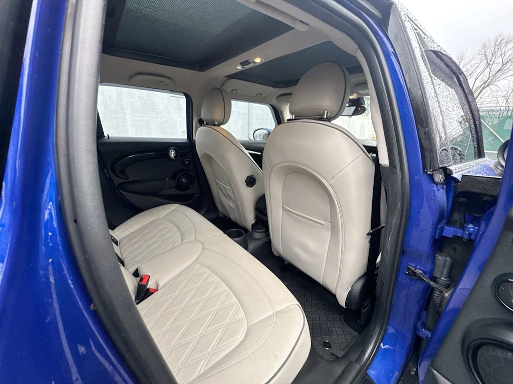 Thumbnail: 2021 MINI Cooper - 24