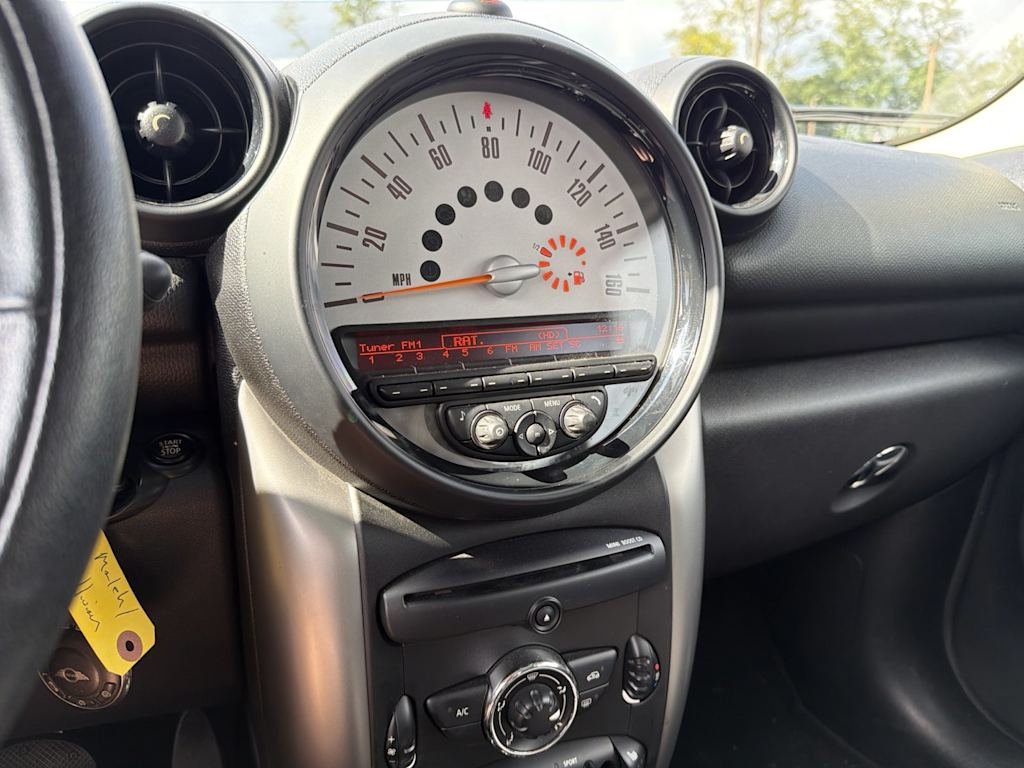 Thumbnail: 2014 MINI Cooper Countryman - 11