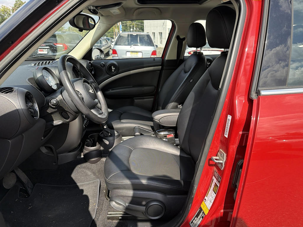 Thumbnail: 2014 MINI Cooper Countryman - 9