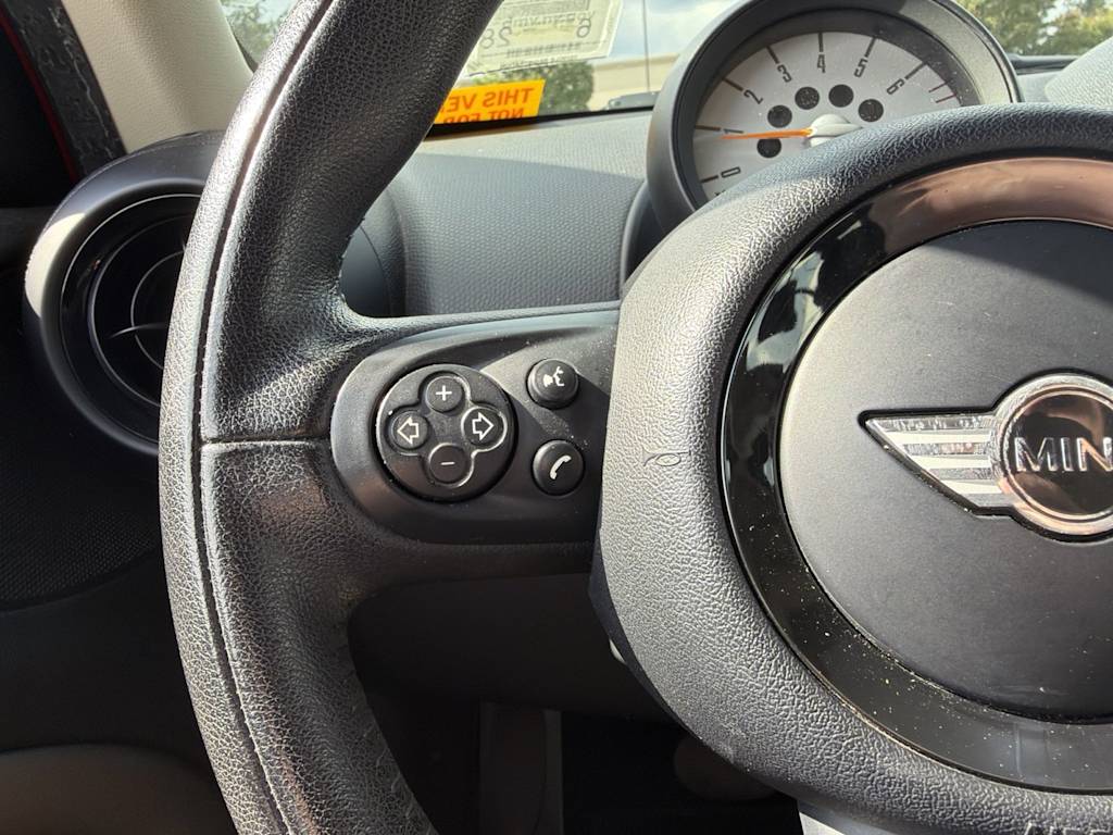 Thumbnail: 2014 MINI Cooper Countryman - 20