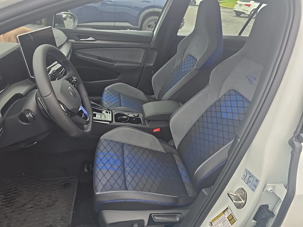 Thumbnail: 2026 Volkswagen Golf - 9
