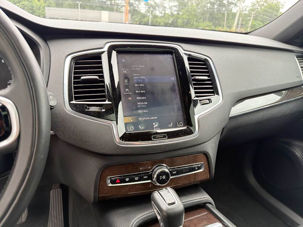 Thumbnail: 2018 Volvo XC90 - 15